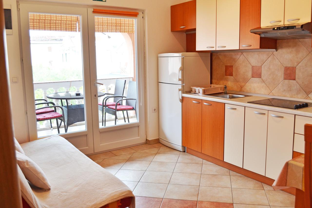 Apartments Milka Vodice Dış mekan fotoğraf