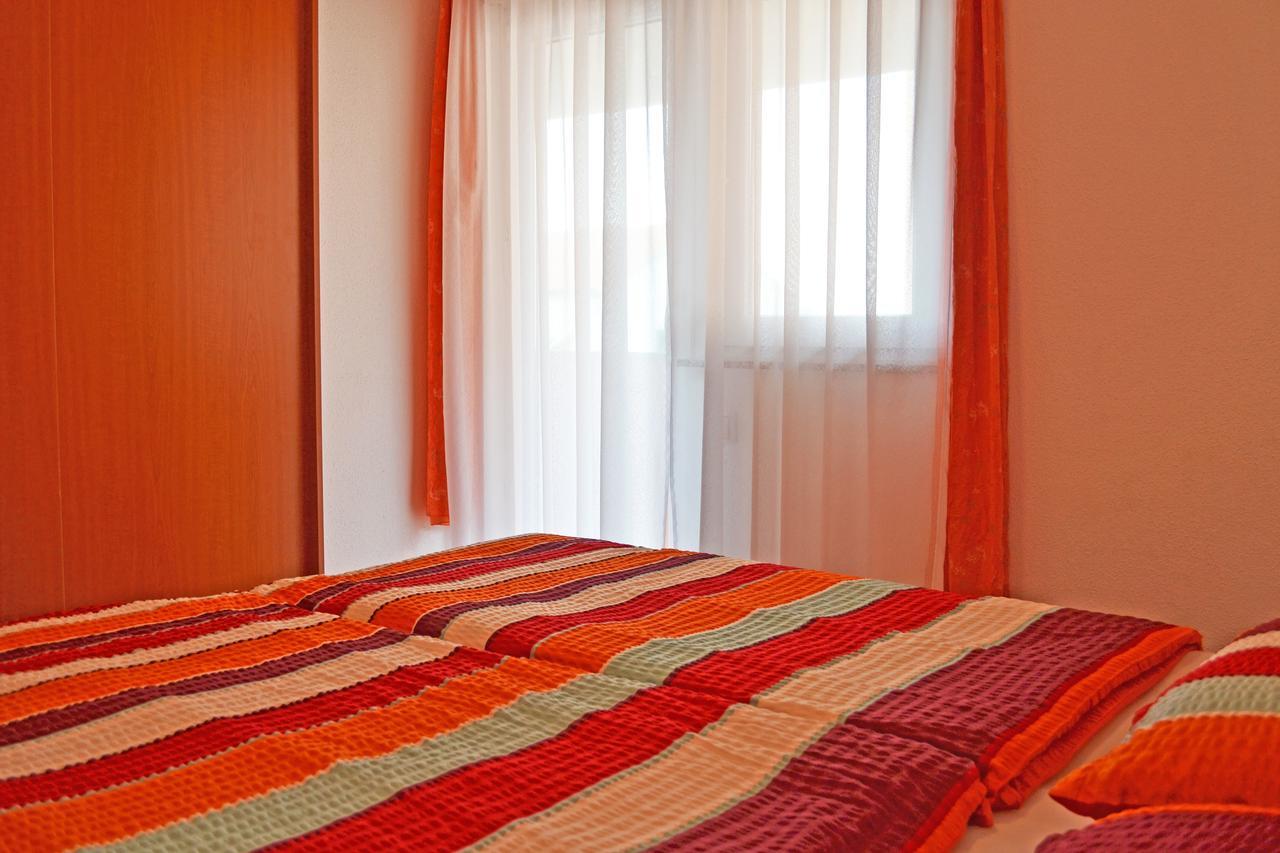 Apartments Milka Vodice Dış mekan fotoğraf