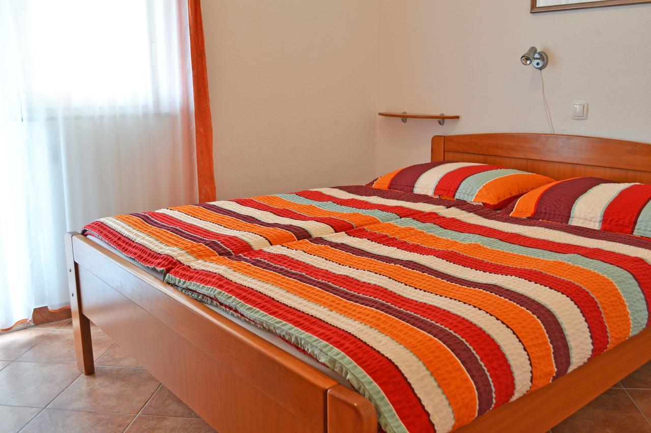 Apartments Milka Vodice Dış mekan fotoğraf