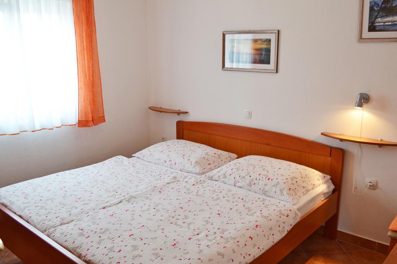 Apartments Milka Vodice Dış mekan fotoğraf