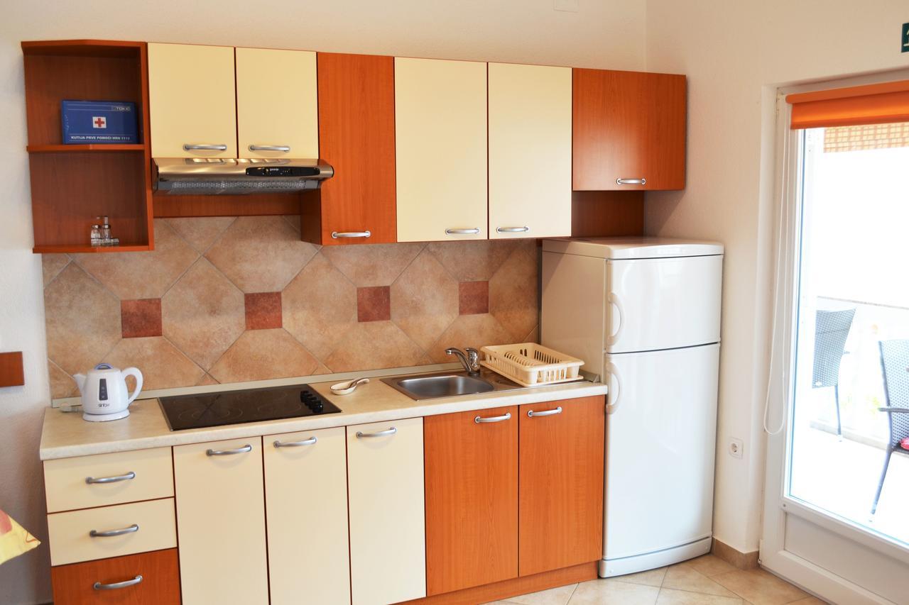 Apartments Milka Vodice Dış mekan fotoğraf